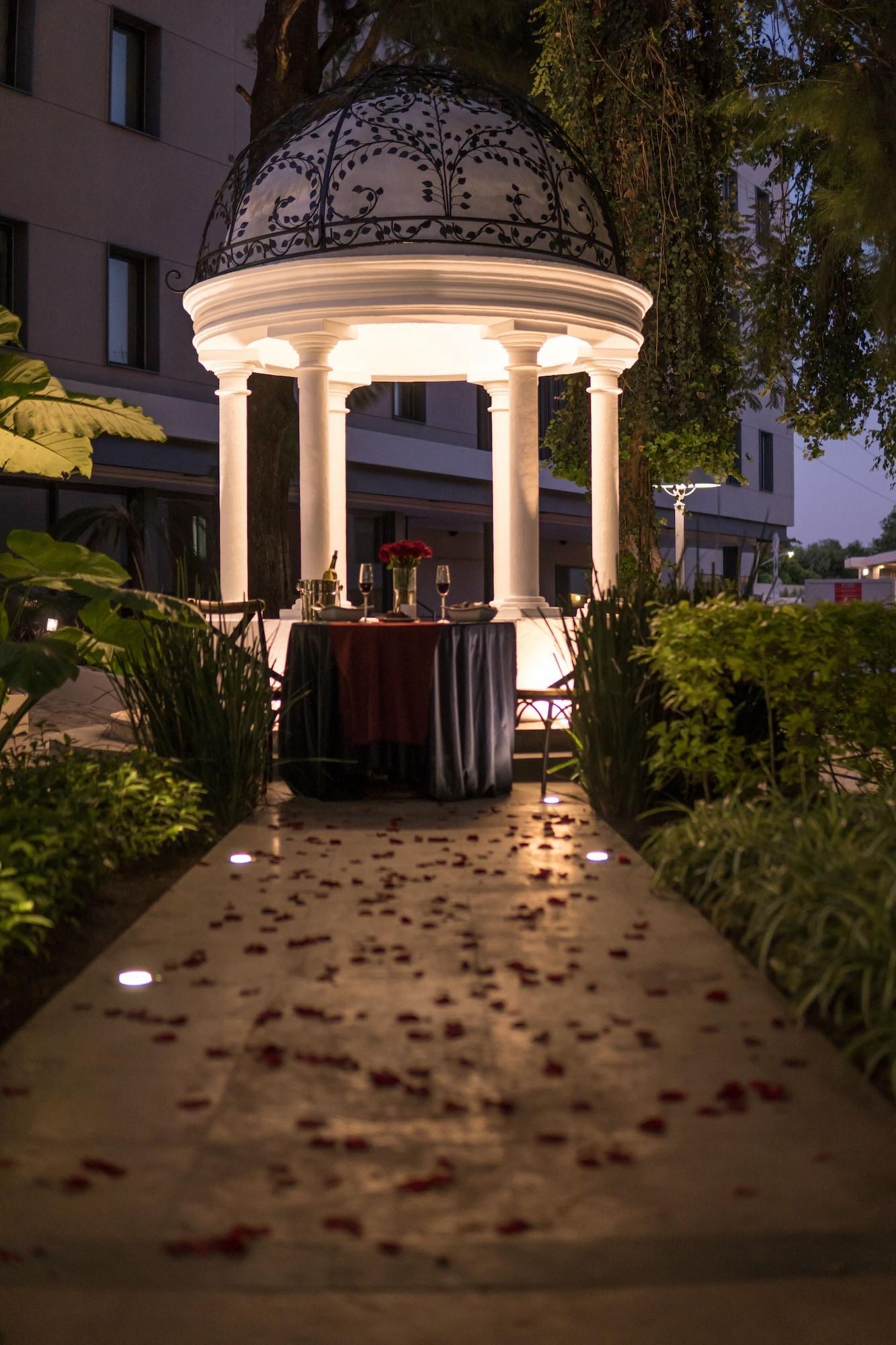 Hotel Ronda Minerva Guadalajara Exterior photo